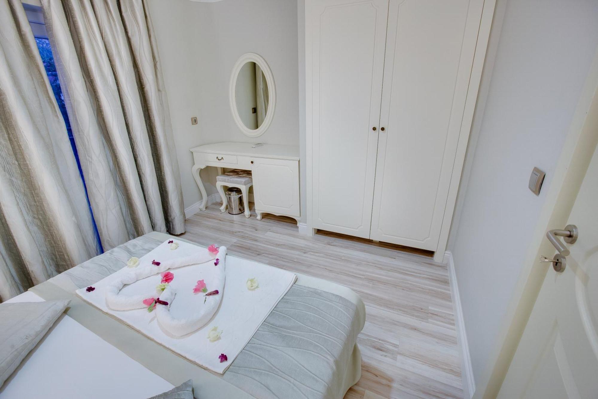 Pinehill Hotel & Suites Ölüdeniz Dış mekan fotoğraf